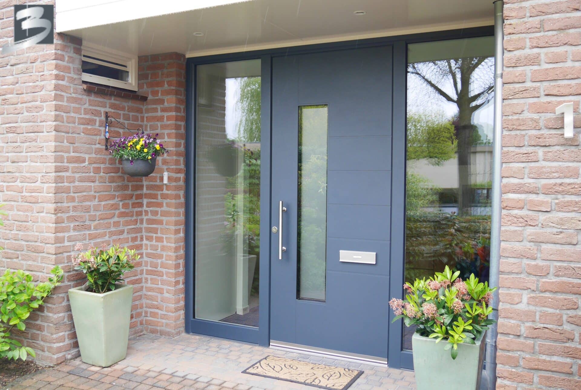 aluminium voordeur gemonteerd in Bemmel