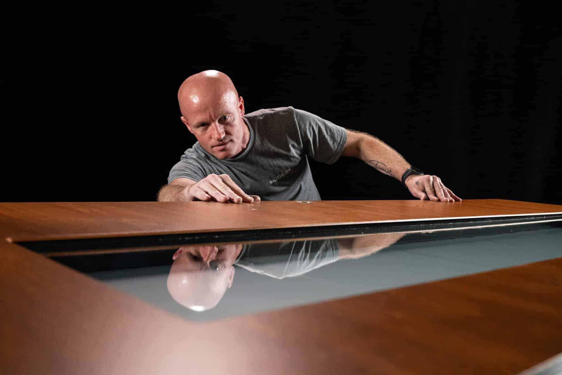 voordeur productie in de fabriek