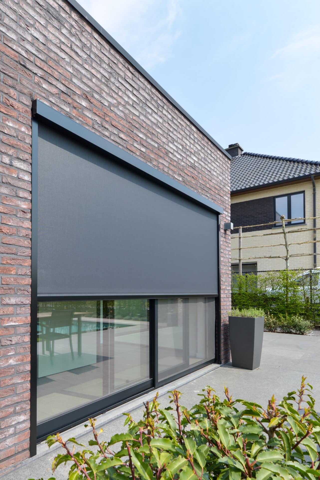 Voorzetscreen zonwering